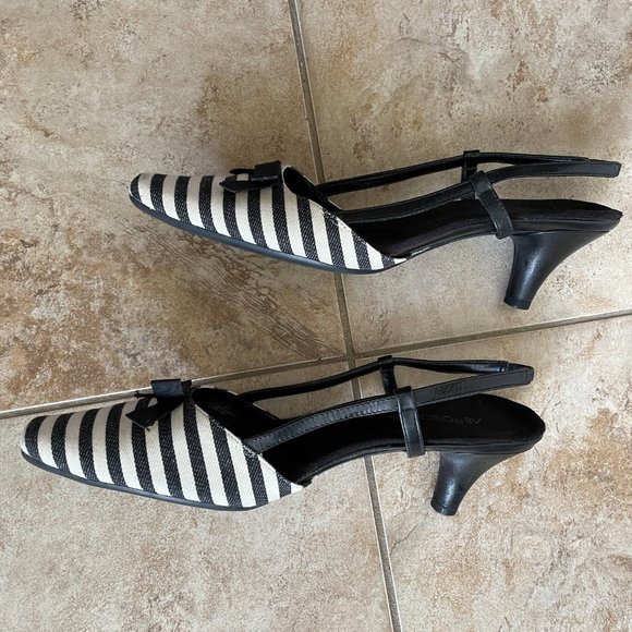 Cute black and white striped slingback "Aerosoles" shoes - Picture 2 of 3